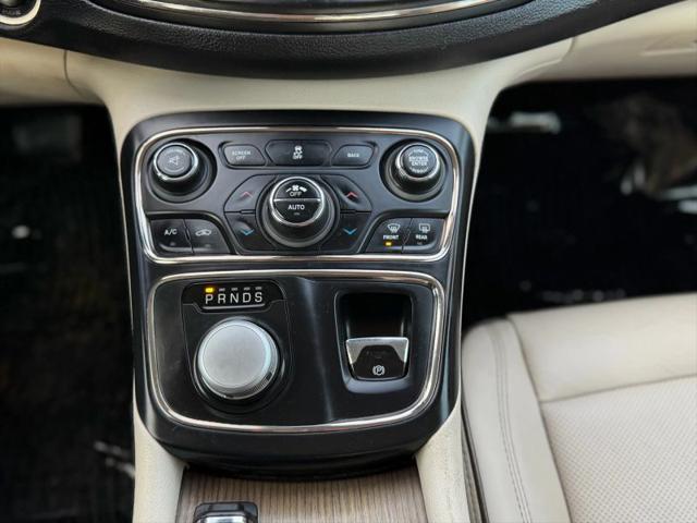 2015 Chrysler 200 C