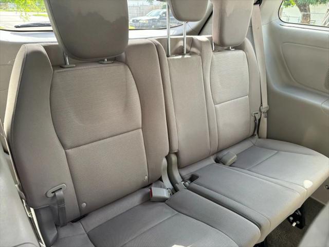 2015 Kia Sedona LX