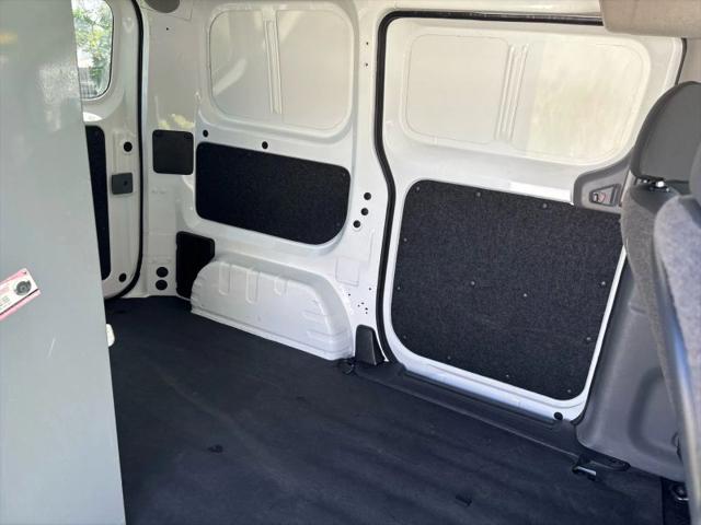 2014 Nissan NV200 SV