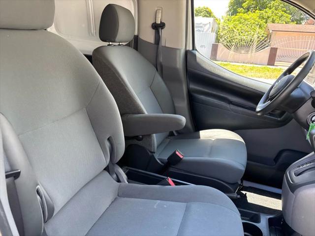 2014 Nissan NV200 SV