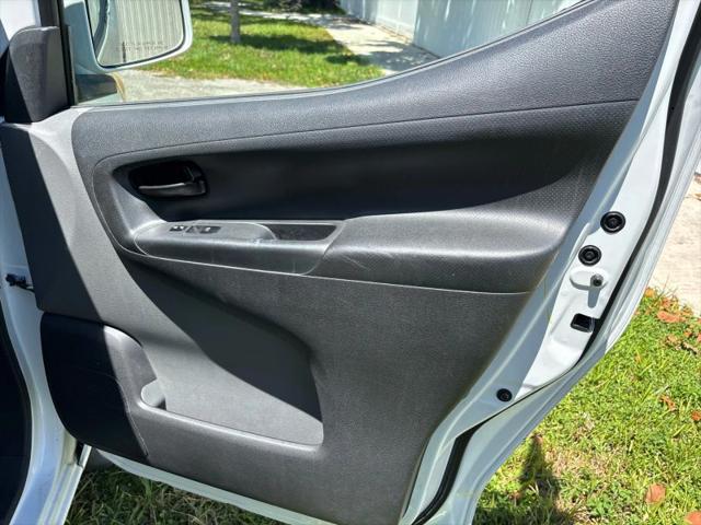2014 Nissan NV200 SV