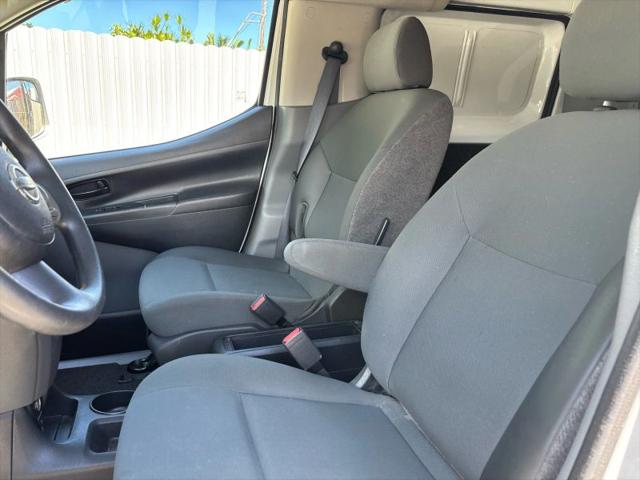 2014 Nissan NV200 SV