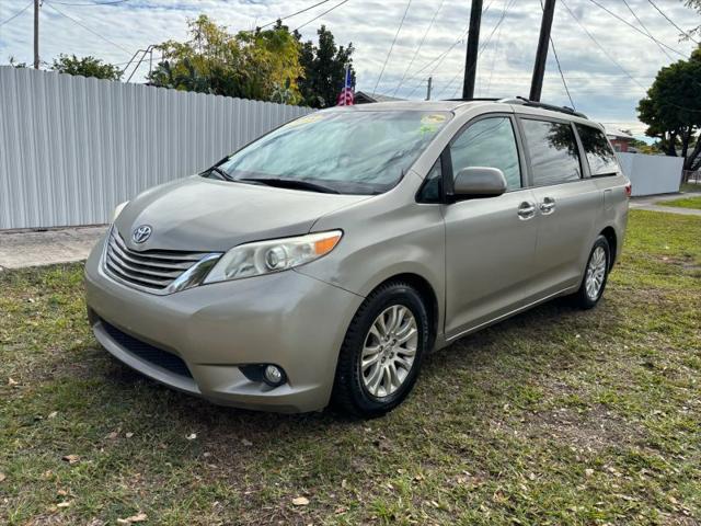 2015 Toyota Sienna Limited for sale in Miami, FL