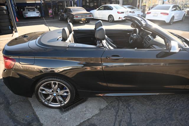 2015 BMW M2 2dr Conv M235i RWD