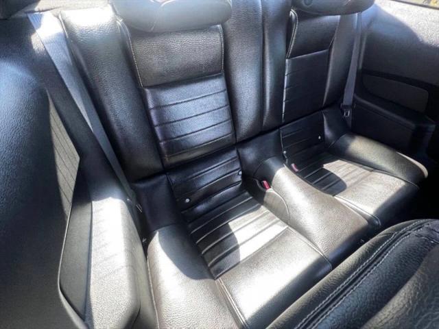2012 Ford Mustang V6 Premium