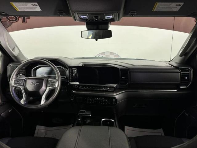 2023 Chevrolet Silverado 1500 4WD Crew Cab Short Bed RST
