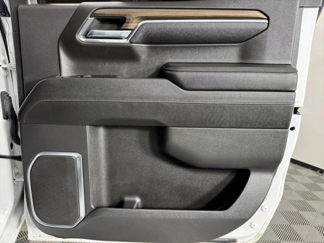 2023 Chevrolet Silverado 1500 4WD Crew Cab Short Bed RST