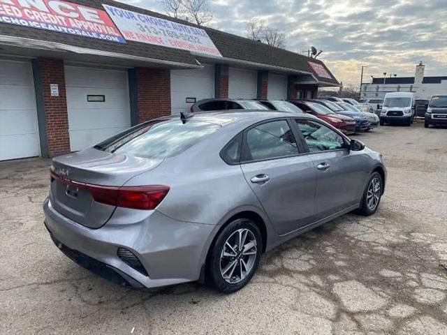 2023 Kia Forte LXS