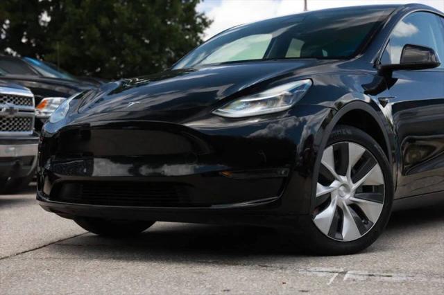 2021 Tesla Model Y Standard Range Rear-Wheel Drive