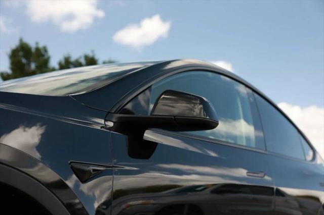 2021 Tesla Model Y Standard Range Rear-Wheel Drive