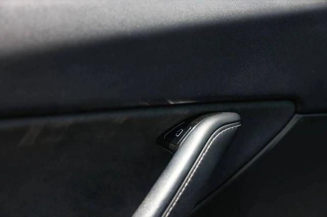 2021 Tesla Model Y Standard Range Rear-Wheel Drive