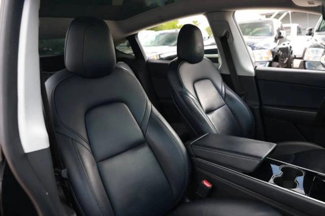 2021 Tesla Model Y Standard Range Rear-Wheel Drive