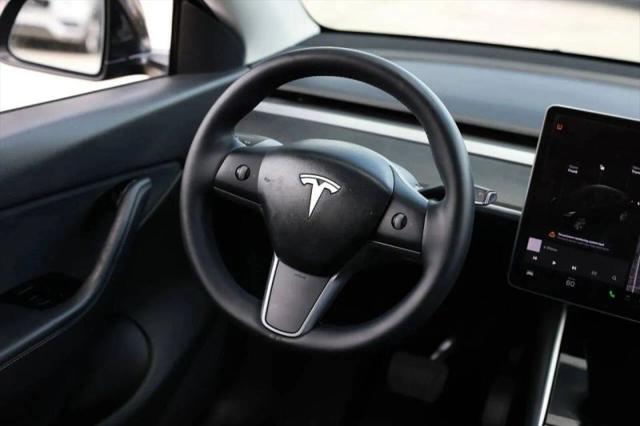 2021 Tesla Model Y Standard Range Rear-Wheel Drive