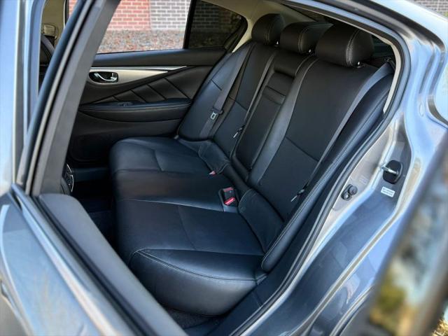 2022 INFINITI Q50 LUXE