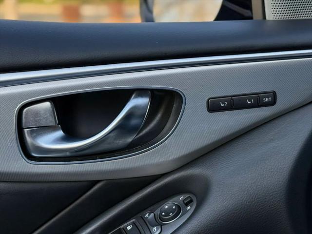 2022 INFINITI Q50 LUXE
