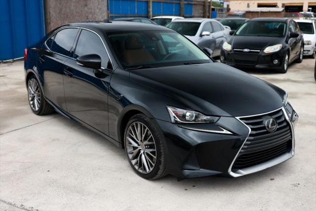 2017 Lexus IS 200t 200t