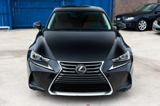 2017 Lexus IS 200t 200t