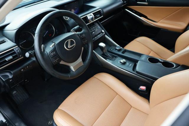 2017 Lexus IS 200t 200t