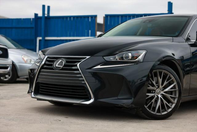 2017 Lexus IS 200t 200t