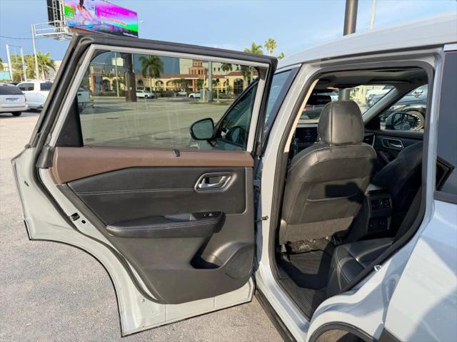 2021 Nissan Rogue SL Intelligent AWD