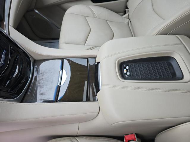 2020 Cadillac Escalade 4WD Luxury