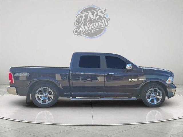 2017 Ram 1500 Laramie Crew Cab 4x4 5'7" Box