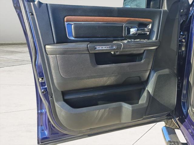 2017 Ram 1500 Laramie Crew Cab 4x4 5'7" Box