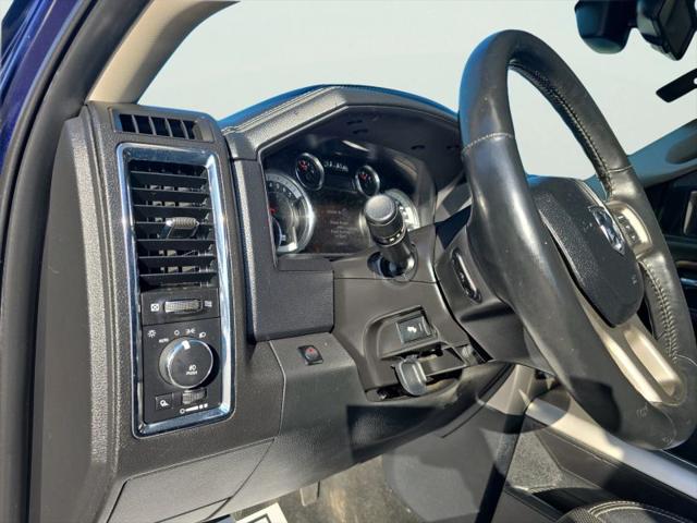 2017 Ram 1500 Laramie Crew Cab 4x4 5'7" Box