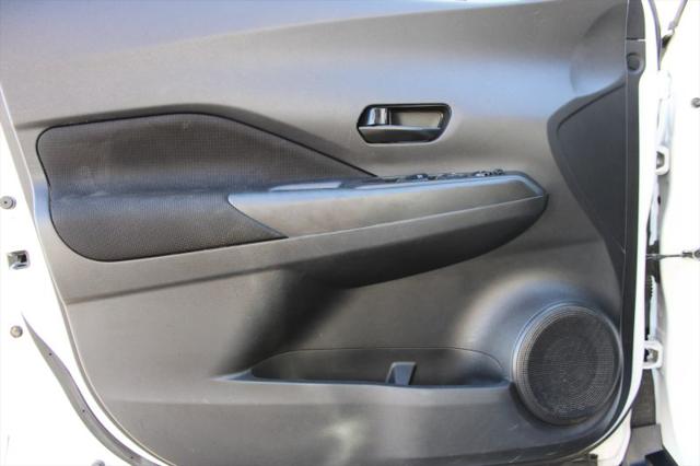 2023 Nissan Kicks S Xtronic CVT