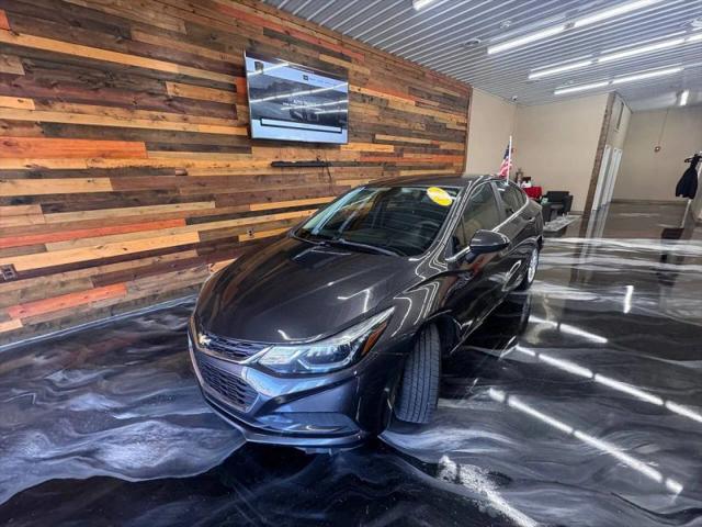 2017 Chevrolet Cruze LT Auto for sale in Oswego, IL