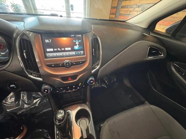 2017 Chevrolet Cruze LT Auto