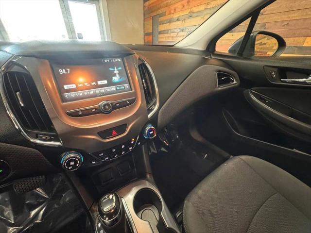 2017 Chevrolet Cruze LT Auto