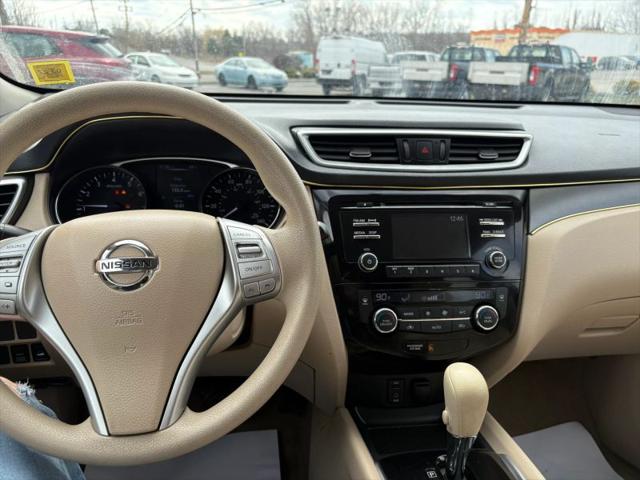 2015 Nissan Rogue SV