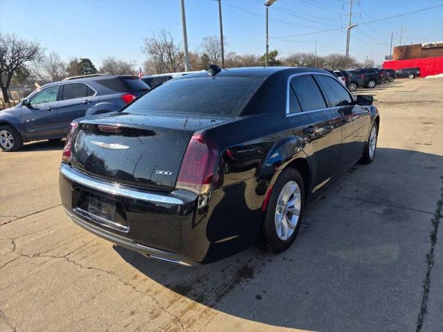 2015 Chrysler 300 Limited