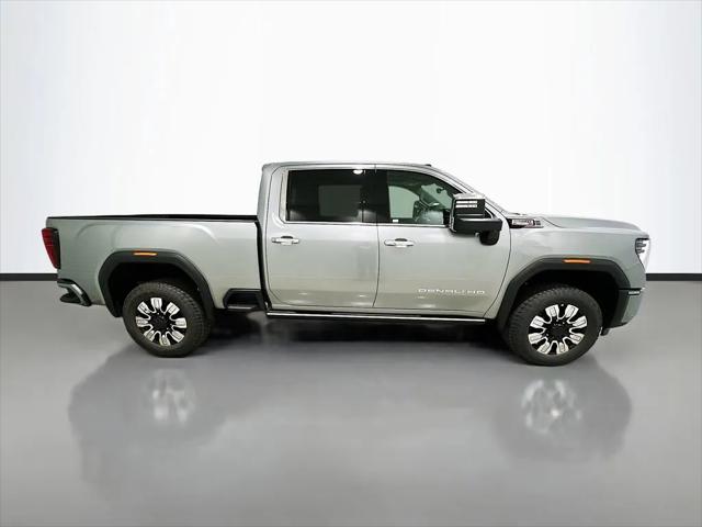2026 GMC Sierra 2500HD Crew Cab, Standard Bed, Denali, 4WD