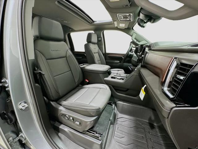 2026 GMC Sierra 2500HD Crew Cab, Standard Bed, Denali, 4WD
