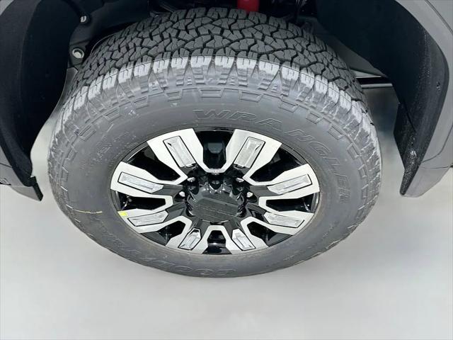 2026 GMC Sierra 2500HD Crew Cab, Standard Bed, Denali, 4WD