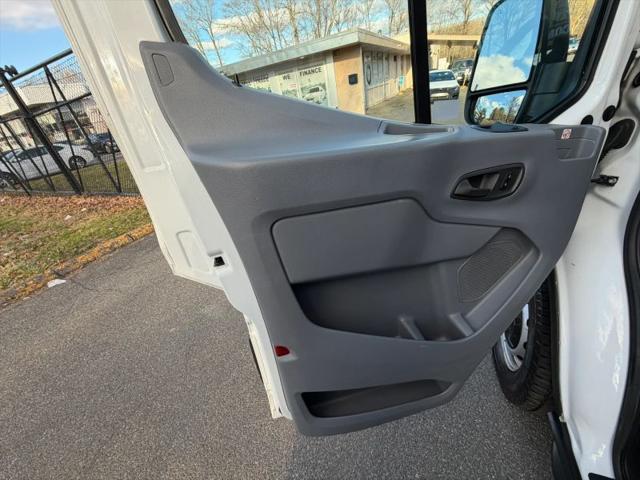 2019 Ford Transit Medium Roof w/Sliding Side Door w/LWB
