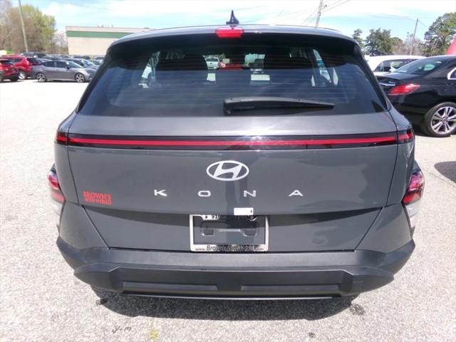 2025 Hyundai Kona SE