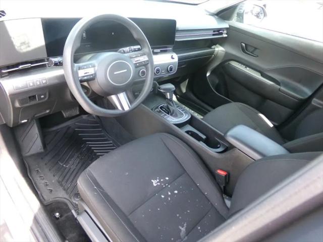 2025 Hyundai Kona SE