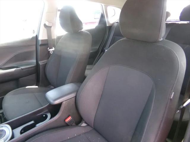 2025 Hyundai Kona SE