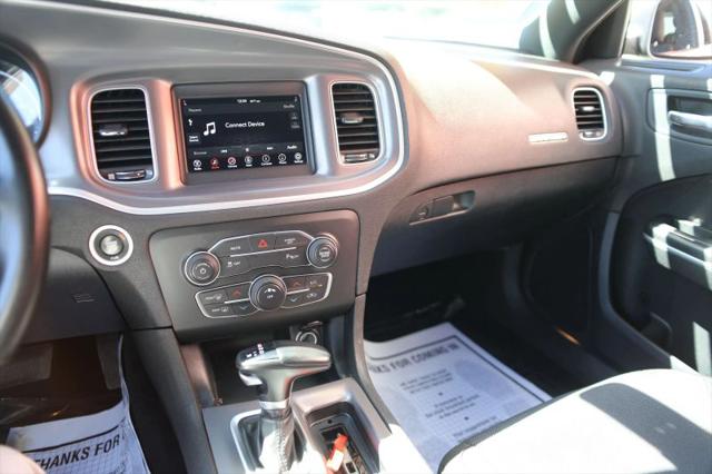 2022 Dodge Charger SXT RWD