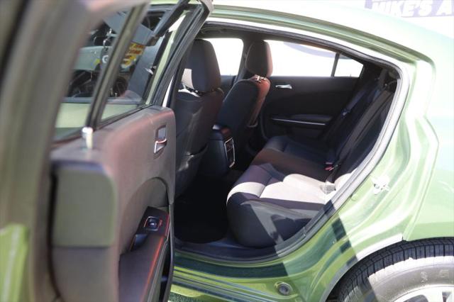 2022 Dodge Charger SXT RWD