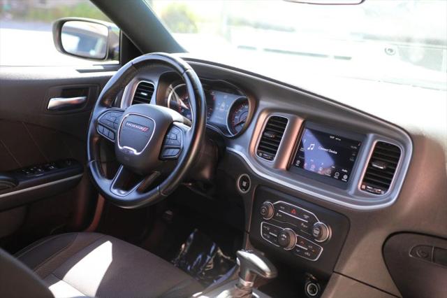 2022 Dodge Charger SXT RWD