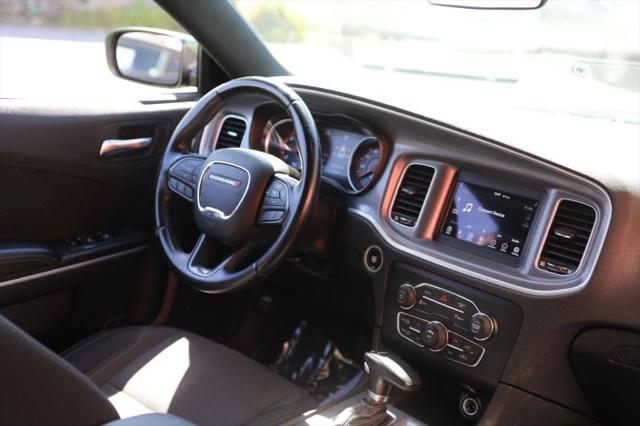 2022 Dodge Charger SXT RWD