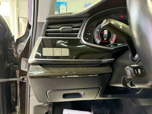 2022 Audi Q7 Premium Plus 55 TFSI quattro Tiptronic