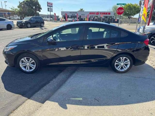 2019 Chevrolet Cruze LS