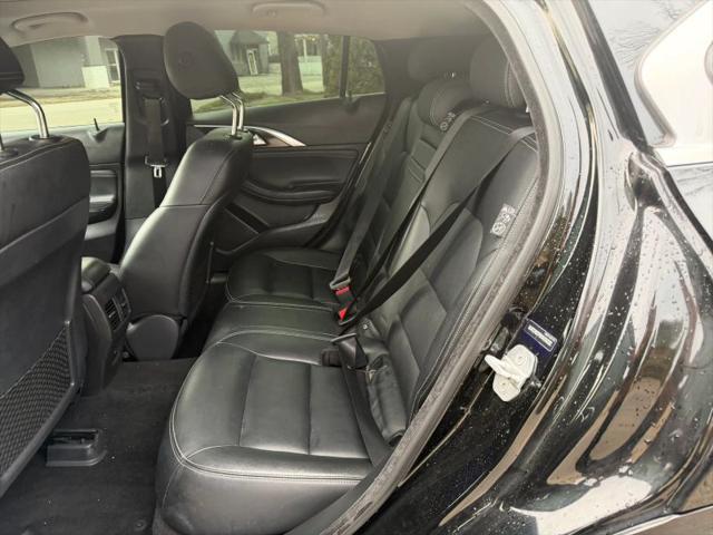 2017 INFINITI QX30 Premium