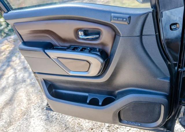2017 Nissan Titan XD Platinum Reserve Diesel
