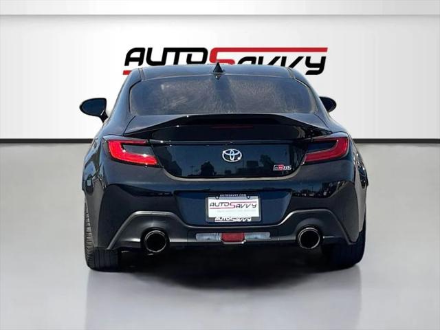 2025 Toyota GR86 Premium